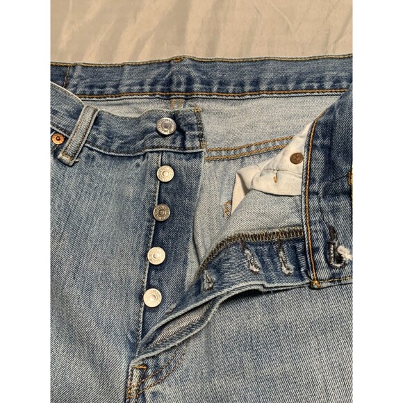 Levis 501xx Mens 34x30 Original Fit Light Wash Blue 100% Cotton Button Fly - Picture 6 of 16